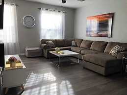 Tideview 66 · NEW Luxury 3 Suites Resort Home. Sleep 9