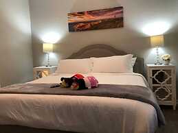 Tideview 66 · NEW Luxury 3 Suites Resort Home. Sleep 9