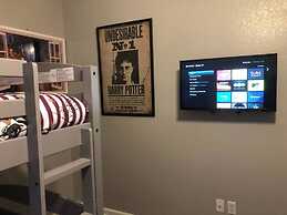 Tideview 66 · NEW Luxury 3 Suites Resort Home. Sleep 9