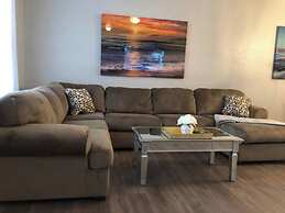 Tideview 66 · NEW Luxury 3 Suites Resort Home. Sleep 9