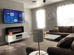 Tideview 66 · NEW Luxury 3 Suites Resort Home. Sleep 9