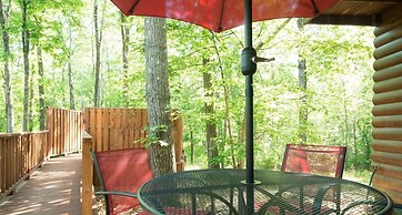 Shady Nook With Private Hot Tub and Minutes Away From Broken Bow Lake 