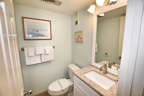 0512 Waters Edge Resort 3 Bedroom Condo by RedAwning