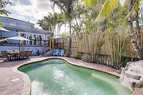 West Palm Beauty With Private Pool 4 Bedroom Home by RedAwning