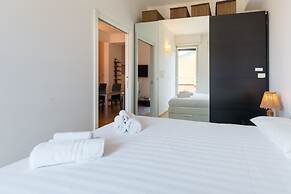 Navigli 6A Apartment