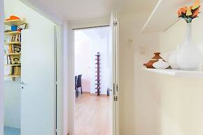 Navigli 6A Apartment