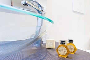 Isola Suite Apartment