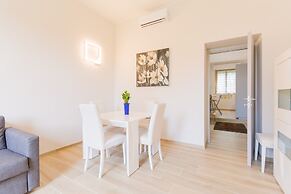 Isola Suite Apartment