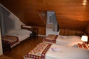 Guesthouse Lago & Wine Cellar