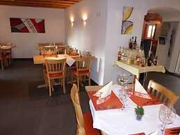 Hotel Ladina