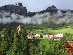 Hotel Ladina