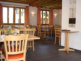 Hotel Ladina