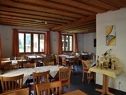 Hotel Ladina