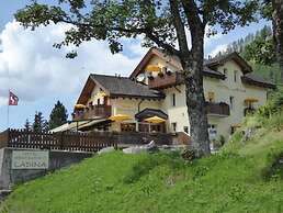 Hotel Ladina