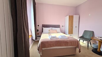 Torland Seafront Hotel