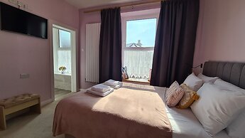 Torland Seafront Hotel