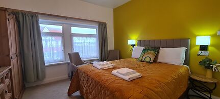 Torland Seafront Hotel