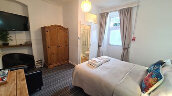 Torland Seafront Hotel