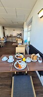 Torland Seafront Hotel
