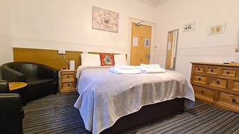 Torland Seafront Hotel