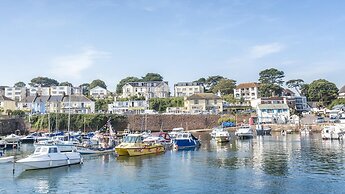 Torland Seafront Hotel