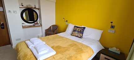 Torland Seafront Hotel