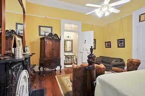 Ashton's Bed and Breakfast