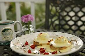 Ashton's Bed and Breakfast