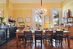 Ashton's Bed and Breakfast