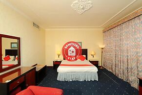 OYO 112 Semiramis Hotel