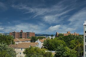Staybridge Suites Boston Logan Airport - Revere by IHG