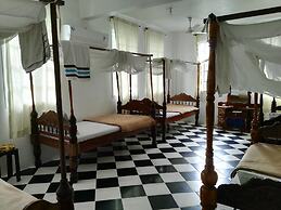Sharook Lodge - Hostel
