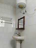 Sharook Lodge - Hostel