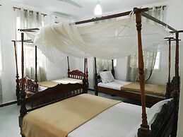 Sharook Lodge - Hostel