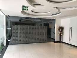 Luxury Apartments in Grand Avenue