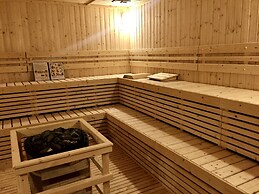 Luxury Apartments in Grand Avenue