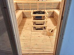 Luxury Apartments in Grand Avenue