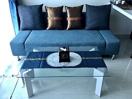 Luxury Apartments in Grand Avenue