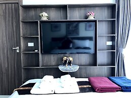 Luxury Apartments in Grand Avenue