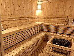 Luxury Apartments in Grand Avenue