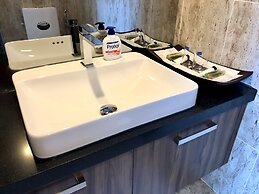 Luxury Apartments in Grand Avenue