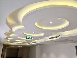 Luxury Apartments in Grand Avenue