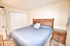 1011 Waters Edge Resort 2 Bedroom Condo by RedAwning