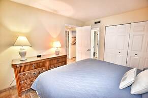 1011 Waters Edge Resort 2 Bedroom Condo by RedAwning