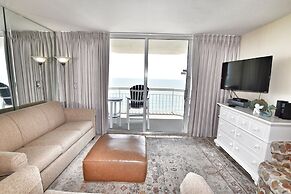 1011 Waters Edge Resort 2 Bedroom Condo by RedAwning