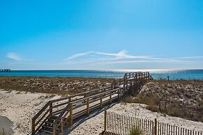 Sea Shell 3 Bedroom Townhouse by RedAwning