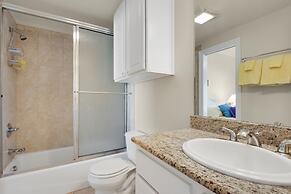 Sea Shell 3 Bedroom Townhouse by RedAwning