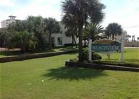 Sea Shell 3 Bedroom Townhouse by RedAwning