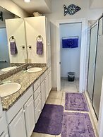 Sea Shell 3 Bedroom Townhouse by RedAwning