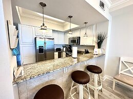 Sea Shell 3 Bedroom Townhouse by RedAwning